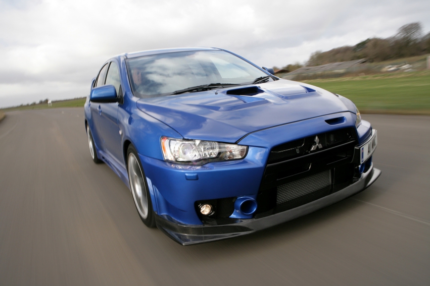 Авто обои Mitsubishi Lancer EVO X FQ-400