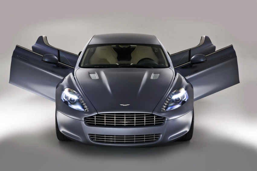 Авто обои Aston Martin Rapide Sports Sedan