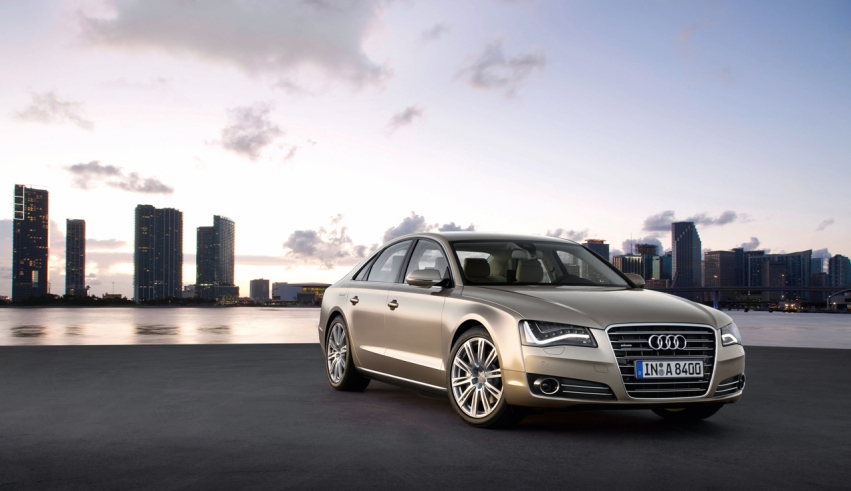 Авто обои Audi A8 2011