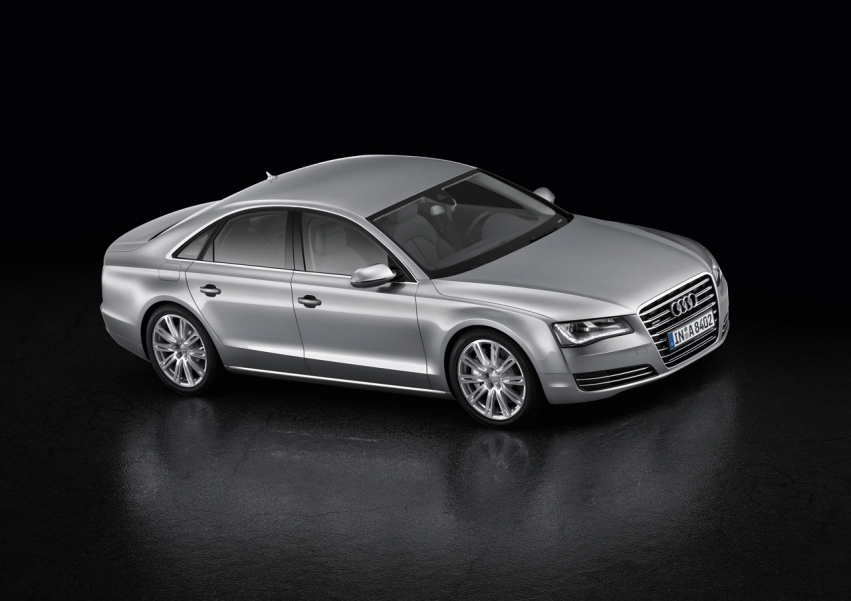 Авто обои Audi A8 2011