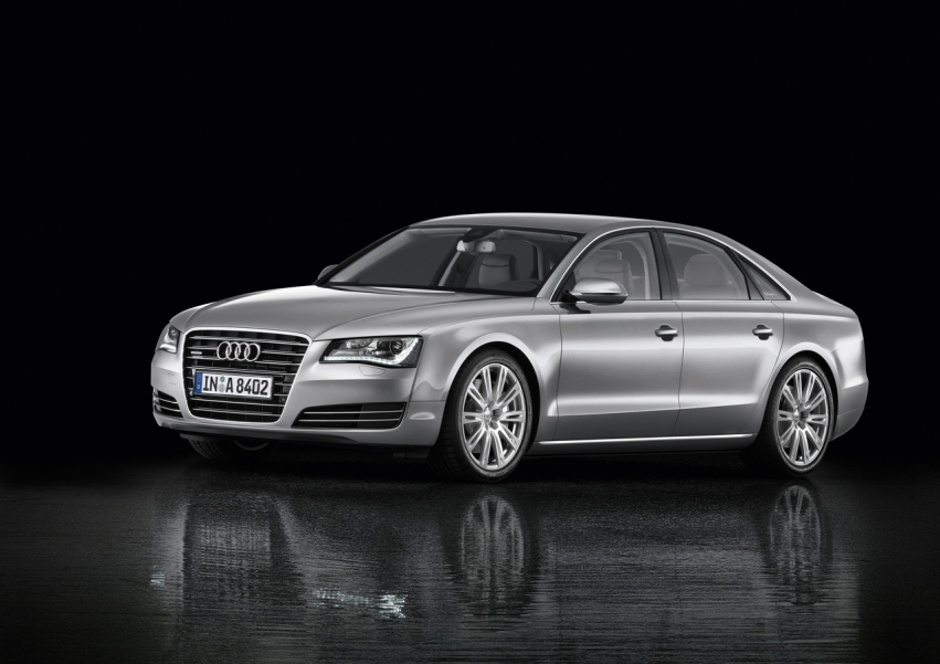 Авто обои Audi A8 2011