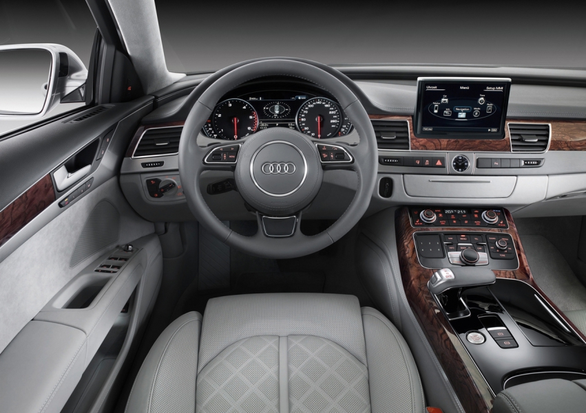 Авто обои Audi A8 2011