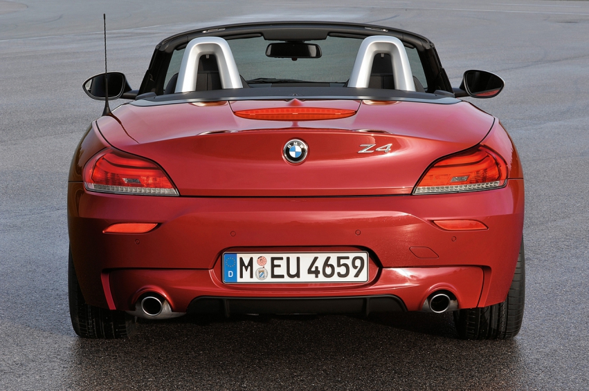 Авто обои BMW Z4 sDrive35is 2011