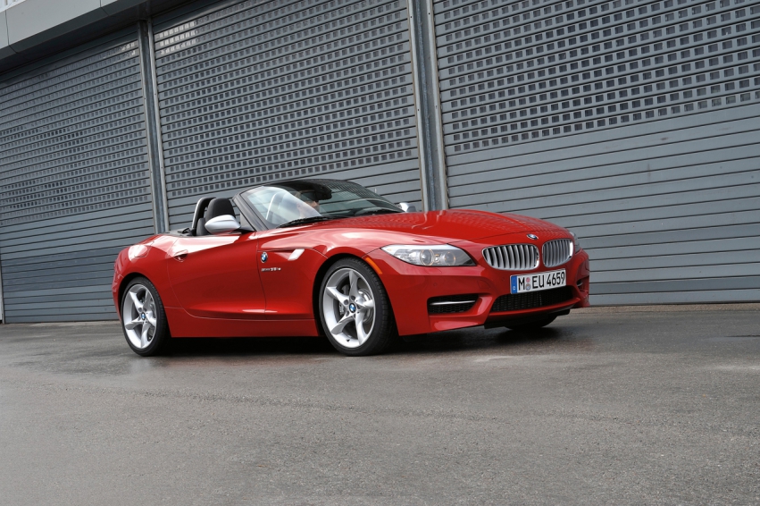 Авто обои BMW Z4 sDrive35is 2011