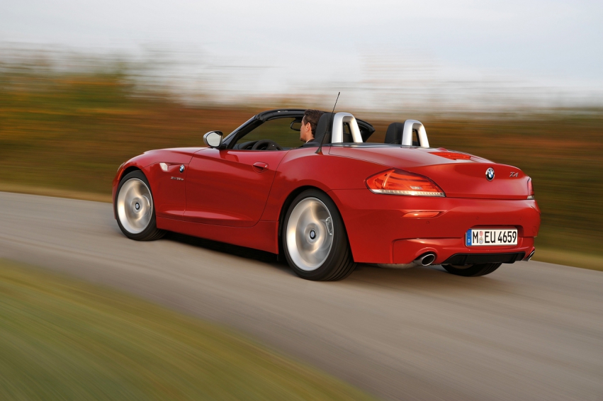 Авто обои BMW Z4 sDrive35is 2011