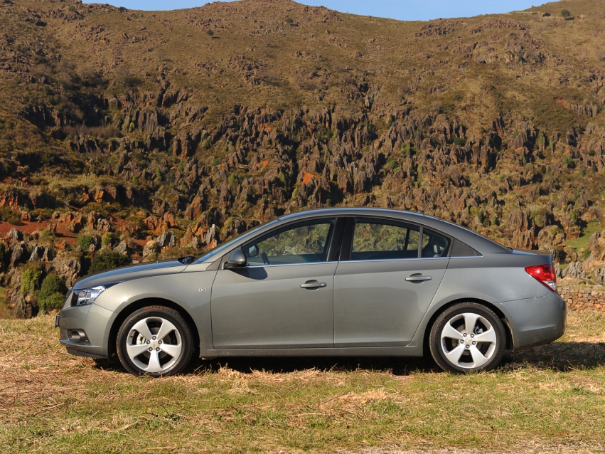 Авто обои Chevrolet Cruze