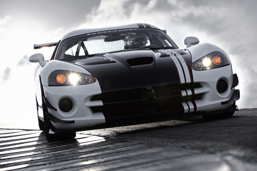 Авто обои Dodge Viper ACR-X 2010