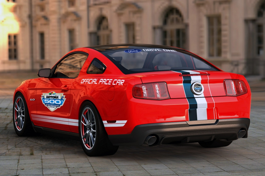 Авто обои Ford Mustang GT Daytona 500 Pace Car 2011