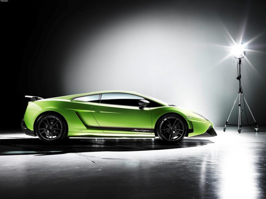 Авто обои Lamborghini Gallardo 570-4 Superleggera 2011