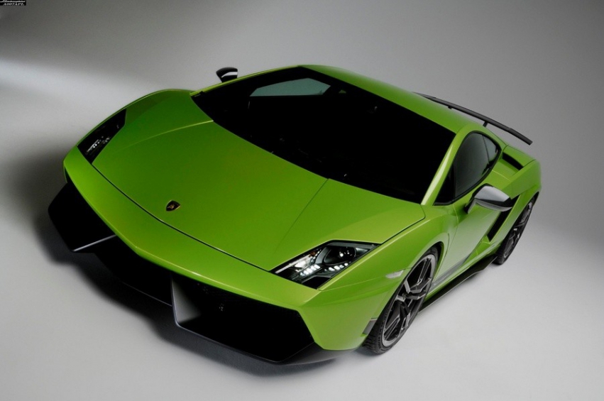 Авто обои Lamborghini Gallardo 570-4 Superleggera 2011