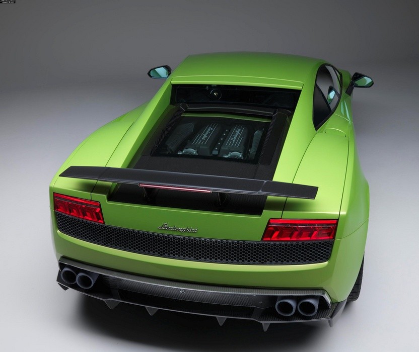 Авто обои Lamborghini Gallardo 570-4 Superleggera 2011