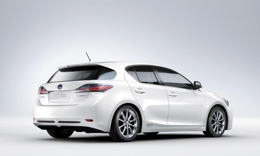 Авто обои Lexus CT200h