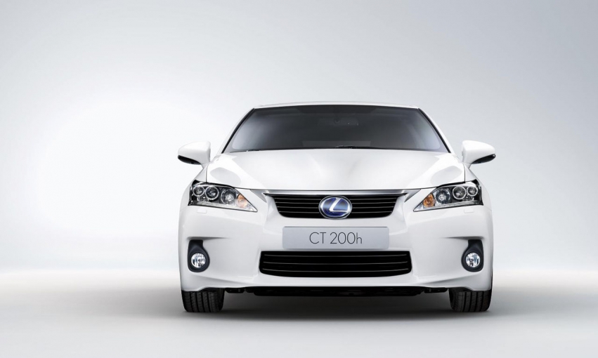 Авто обои Lexus CT200h