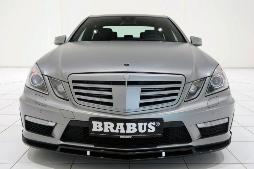 Авто обои Mercedes-Benz BRABUS B63 S