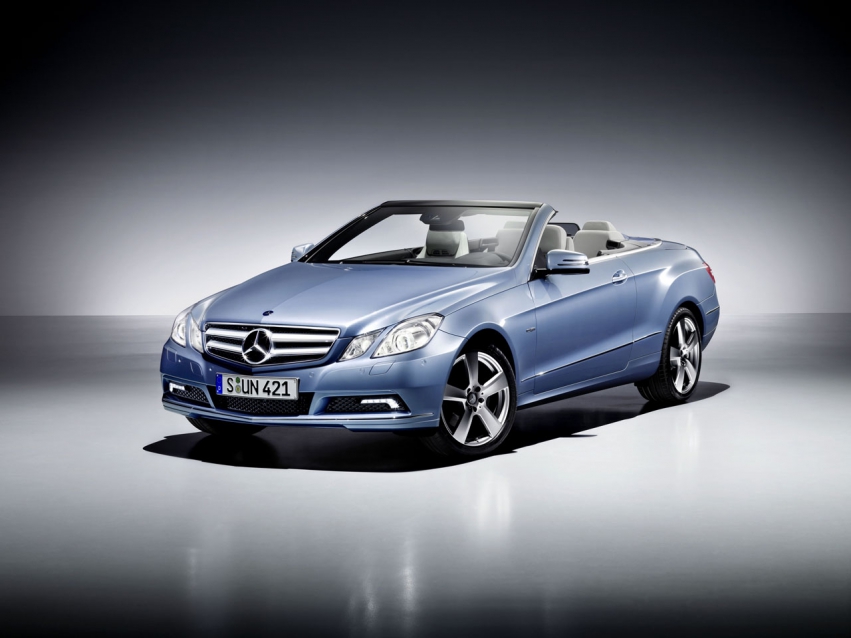 Авто обои Mercedes-Benz E-Class Cabriolet 2011