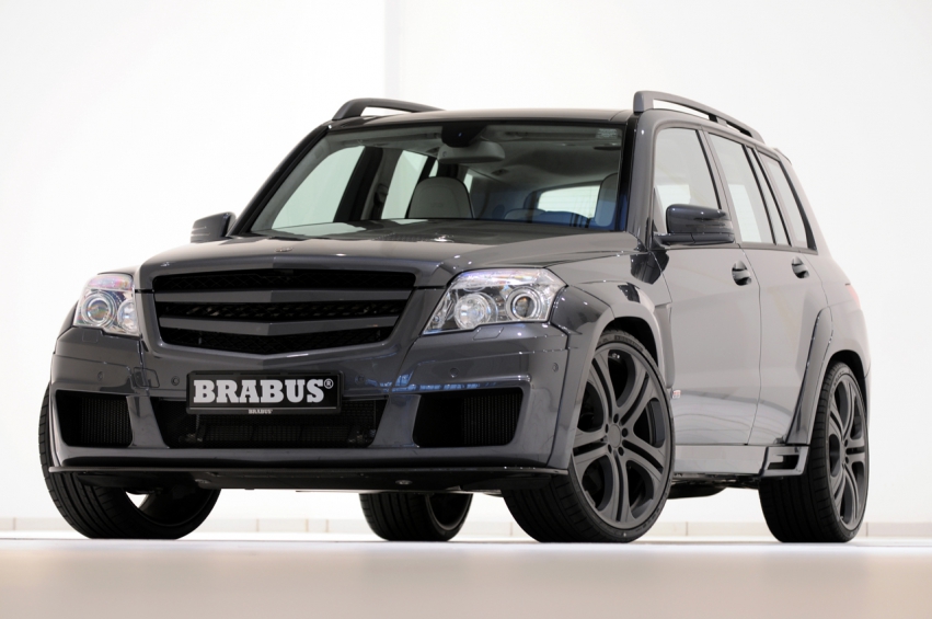 Авто обои Mercedes-Benz GLK V12 by Brabus