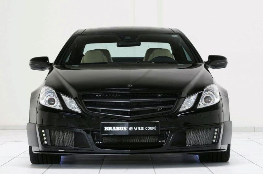 Авто обои Mercedes-Benz BRABUS E V12 Coupe