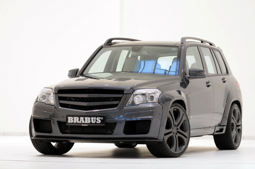 Авто обои Mercedes-Benz GLK V12 by Brabus