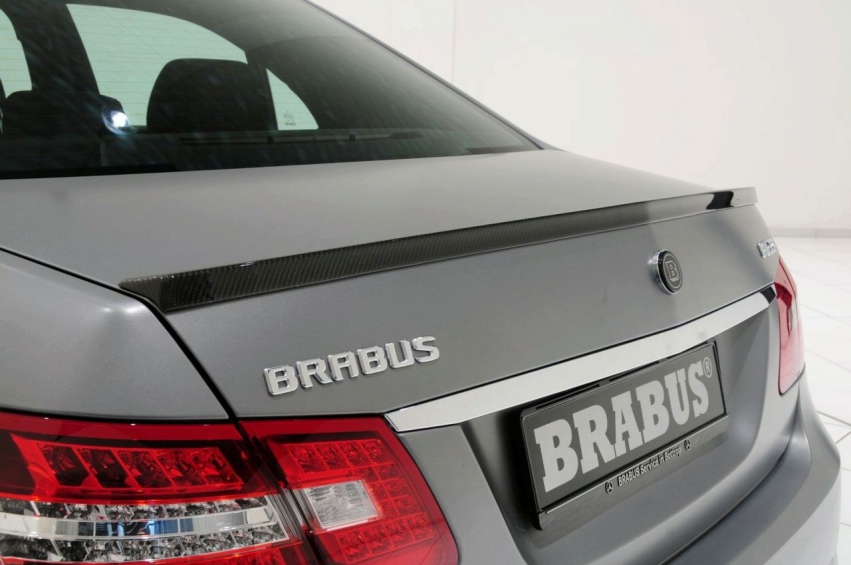 Авто обои Mercedes-Benz BRABUS B63 S