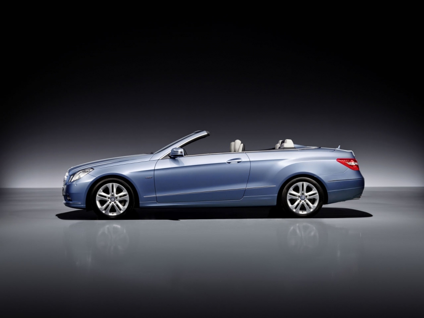 Авто обои Mercedes-Benz E-Class Cabriolet 2011