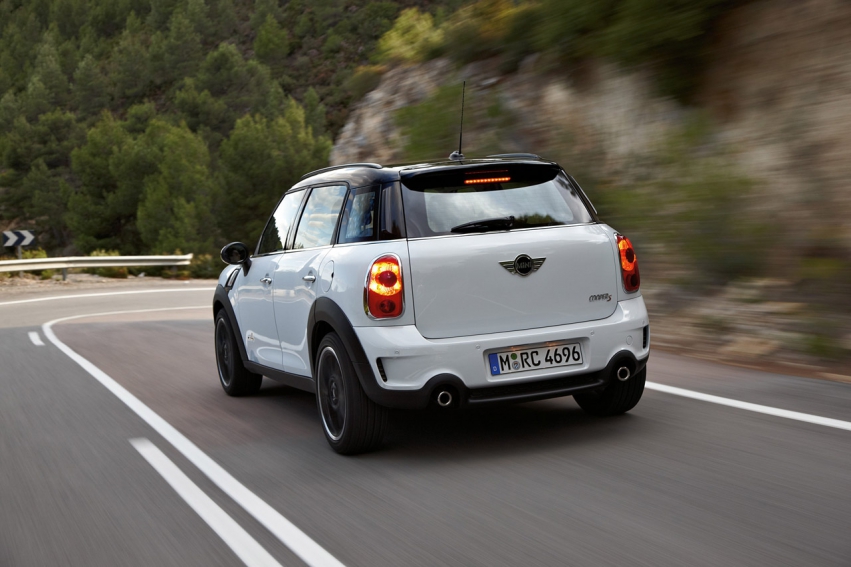 Авто обои Mini Countryman