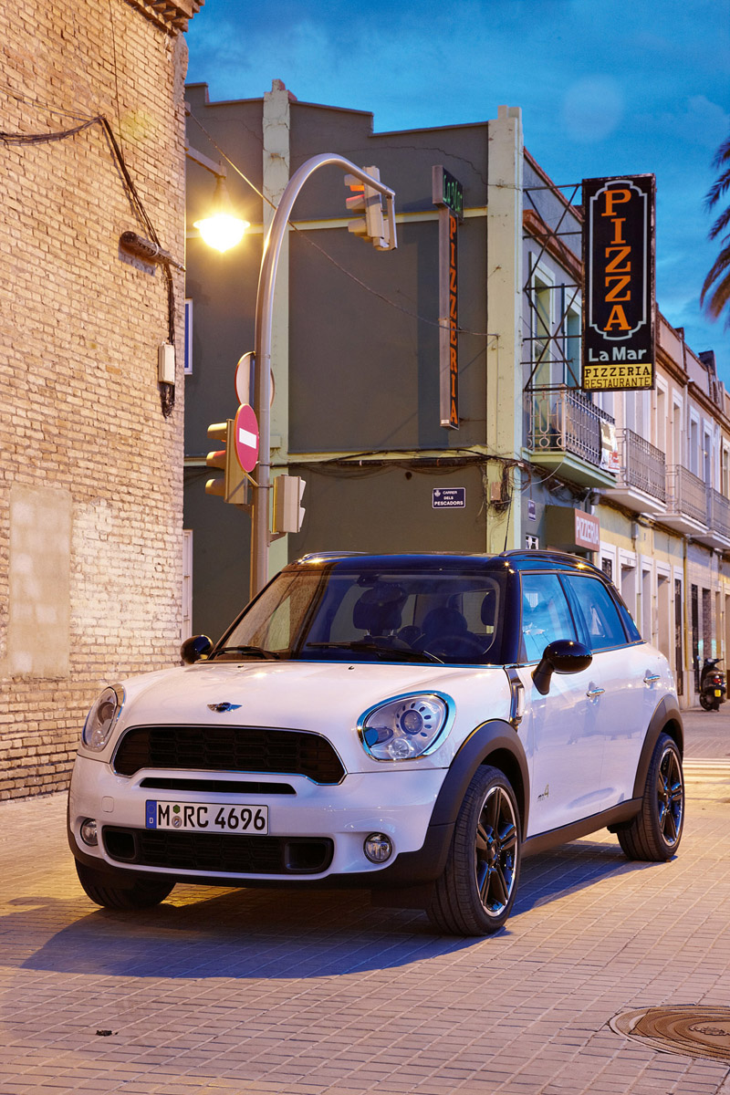 Авто обои Mini Countryman