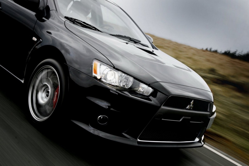 Авто обои Mitsubishi Lancer Evolution X 2008