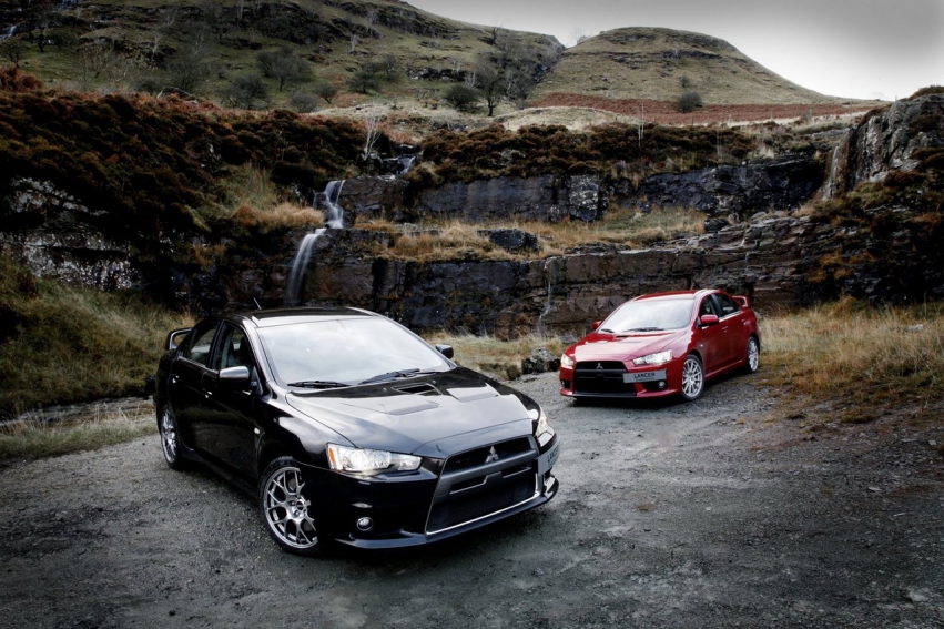 Авто обои Mitsubishi Lancer Evolution X 2008