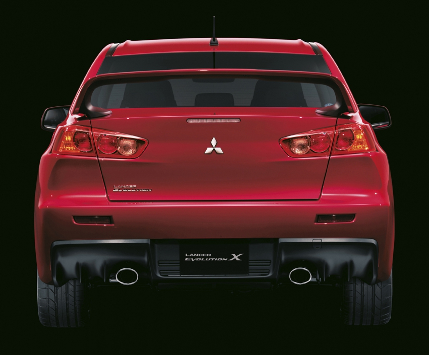 Авто обои Mitsubishi Lancer Evolution X 2008