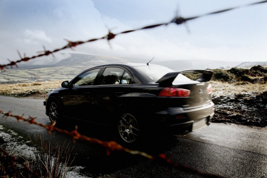 Авто обои Mitsubishi Lancer Evolution X 2008