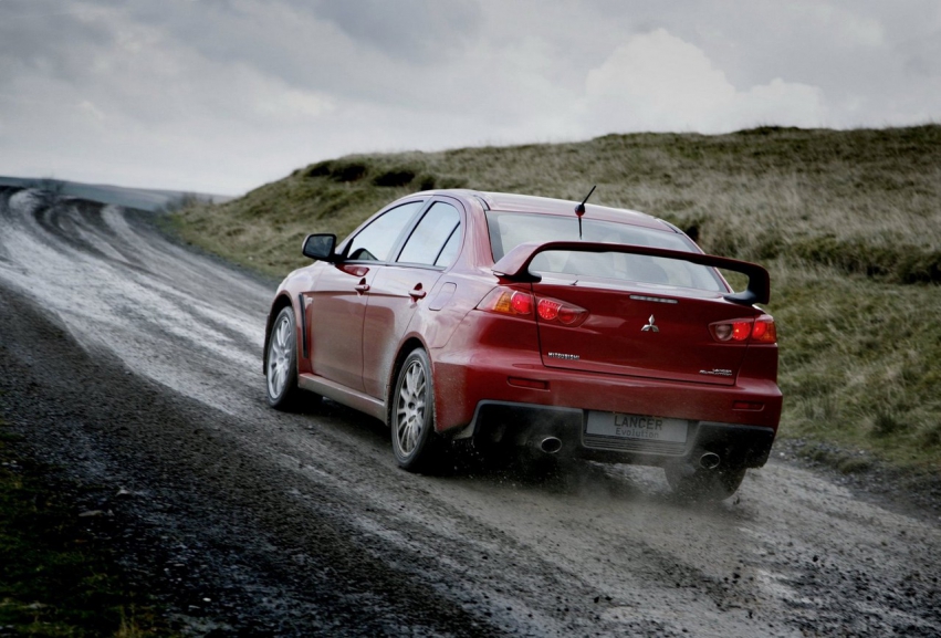 Авто обои Mitsubishi Lancer Evolution X 2008