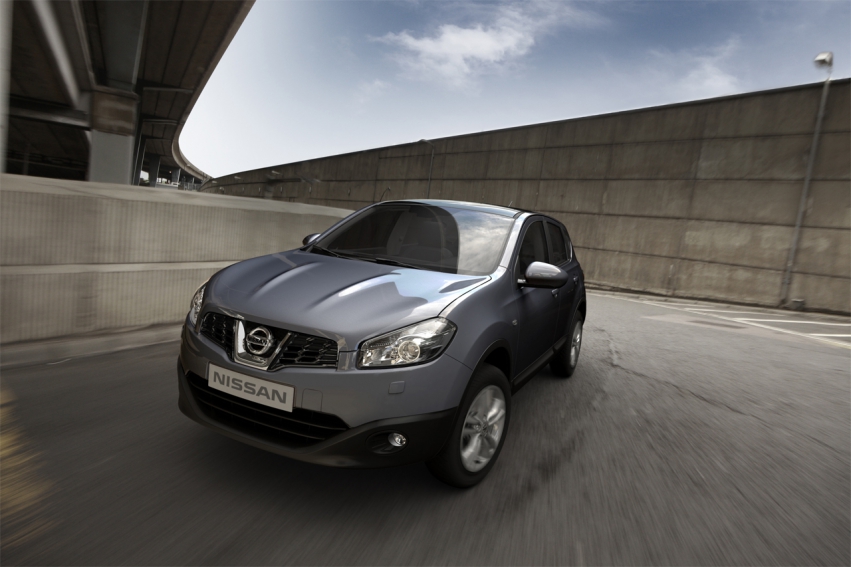 Авто обои Nissan Qashqai 2010