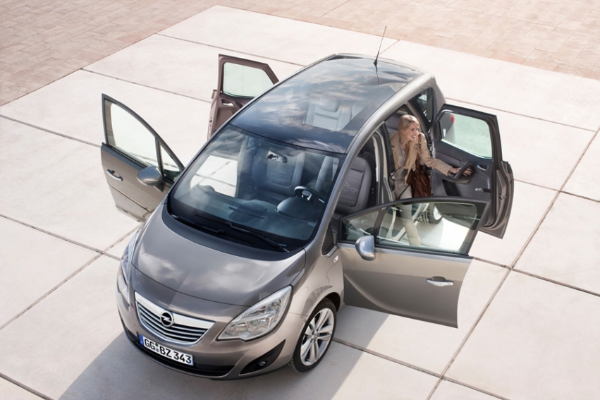 Авто обои Opel Meriva