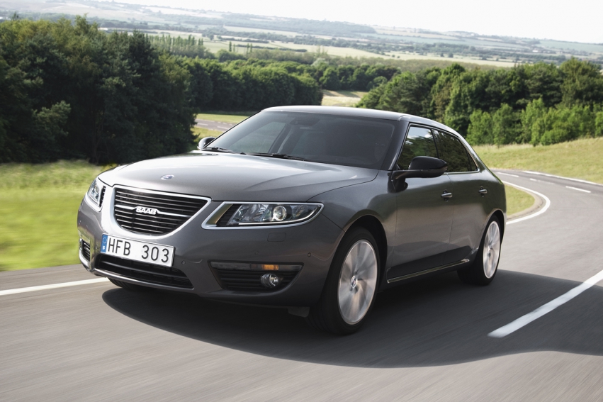 Авто обои Saab 9-5 2010