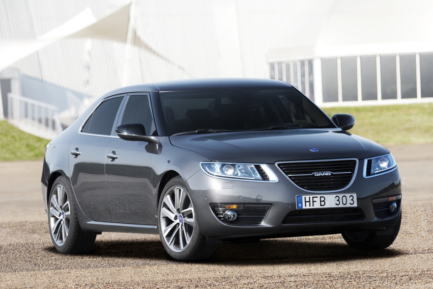 Авто обои Saab 9-5 2010