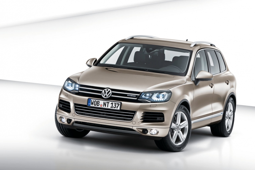 Авто обои Volkswagen Touareg 2011