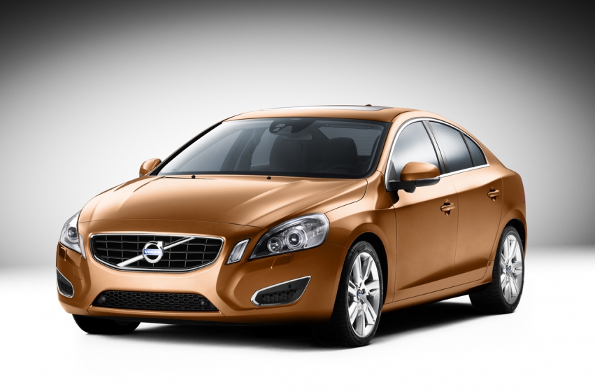 Авто обои Volvo S60 2010 