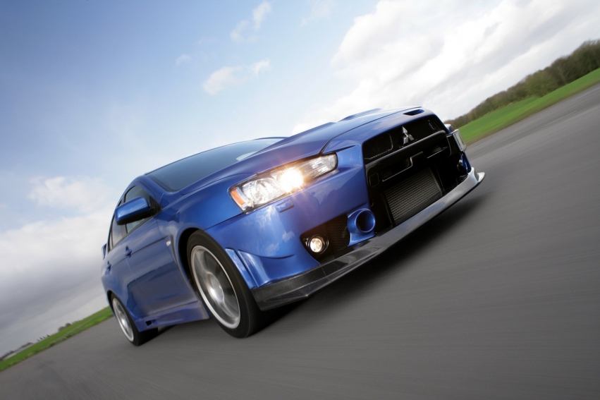 Авто обои Mitsubishi Lancer EVO X FQ-400