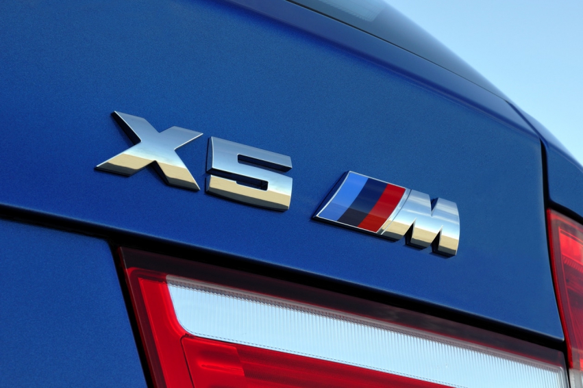 Авто обои BMW X5 M