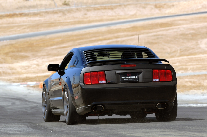 Авто обои Ford Saleen Dark Horse Mustang 2009