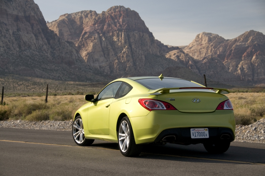 Авто обои Hyundai Genesis Coupe 2010