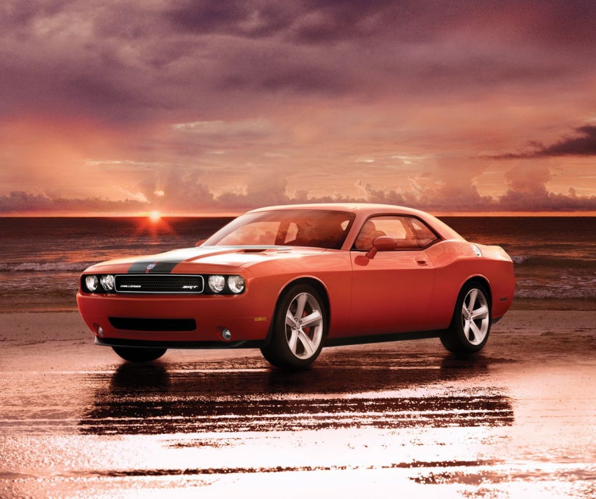 Авто обои Dodge 2008 Dodge Challenger SRT8