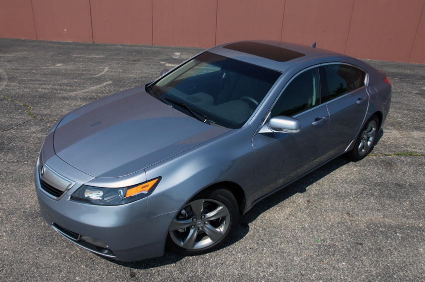 Авто обои Acura TL SH-AWD 2012