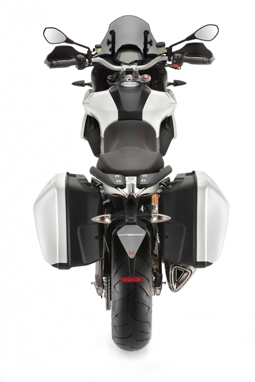 Мото обои Aprilia Caponord 1200