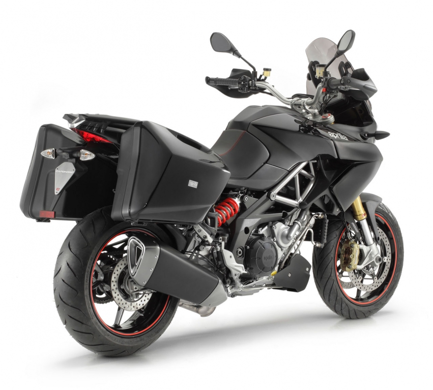 Мото обои Aprilia Caponord 1200