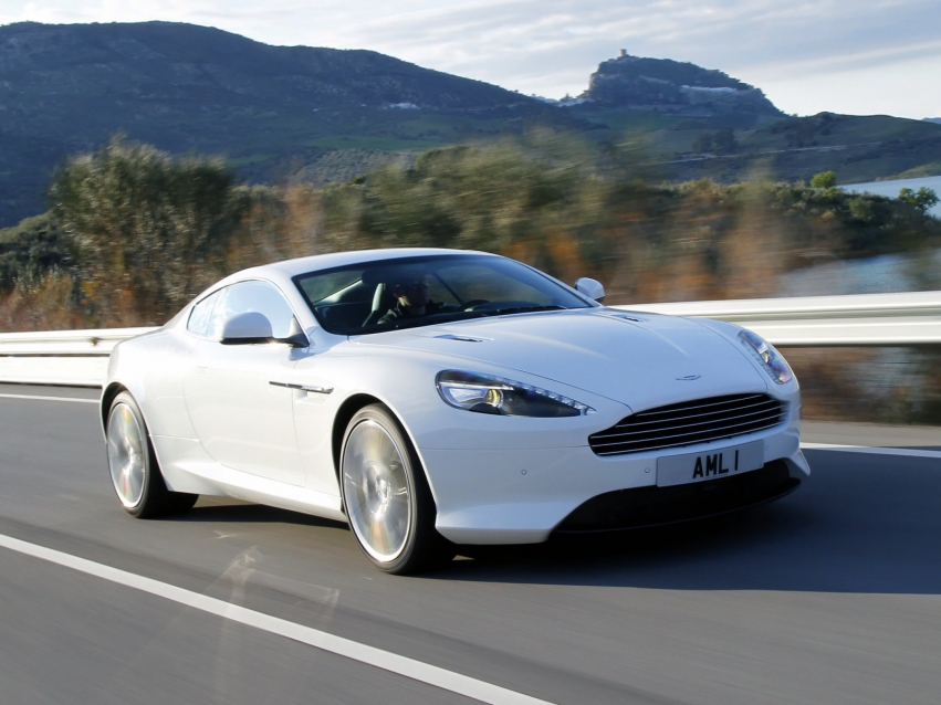 Авто обои Aston Martin Virage 2011