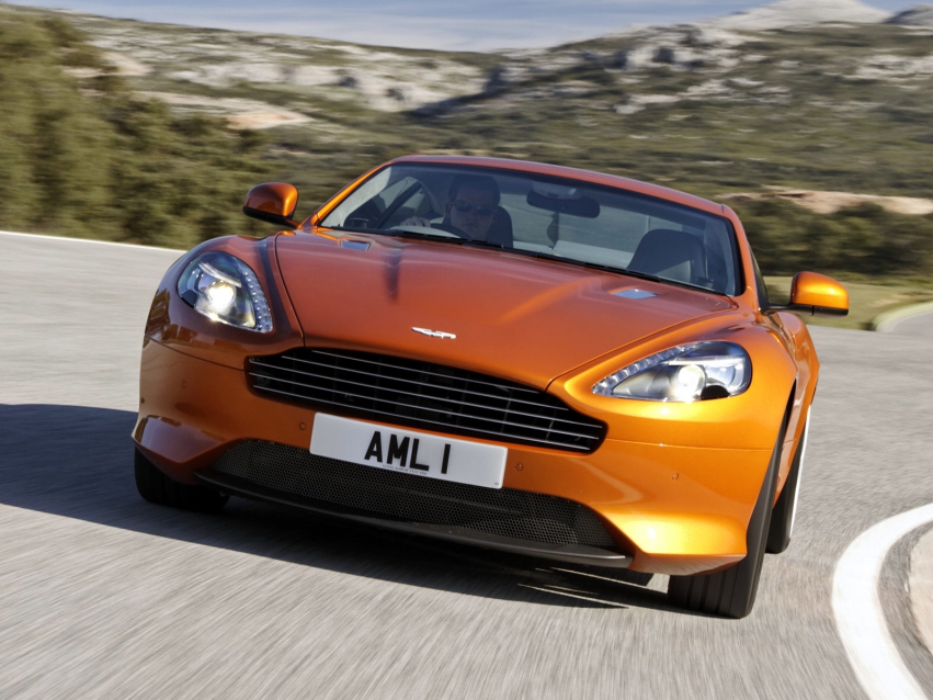 Авто обои Aston Martin Virage 2011