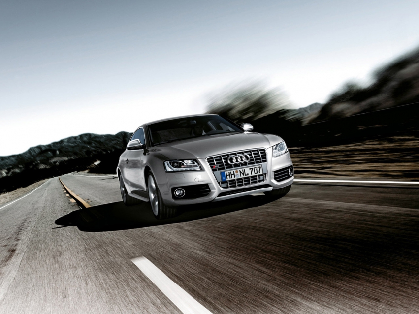 Авто обои Audi S5 Coupe 2008-2011