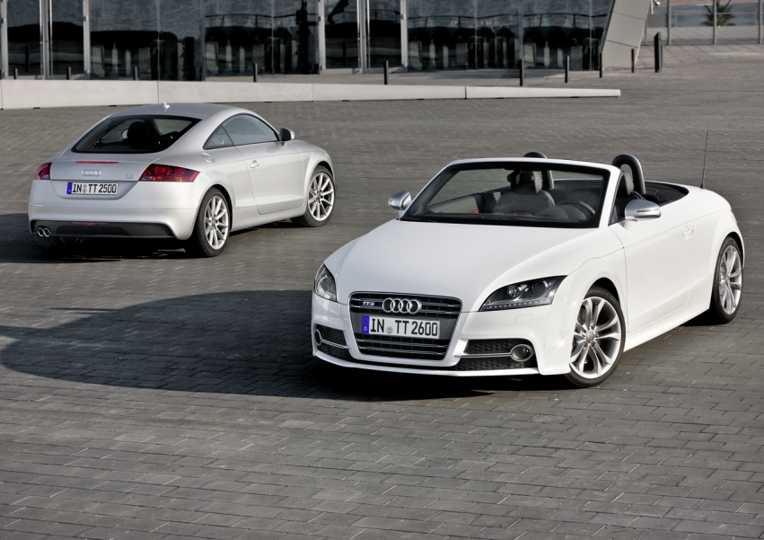 Авто обои Audi TT 2011