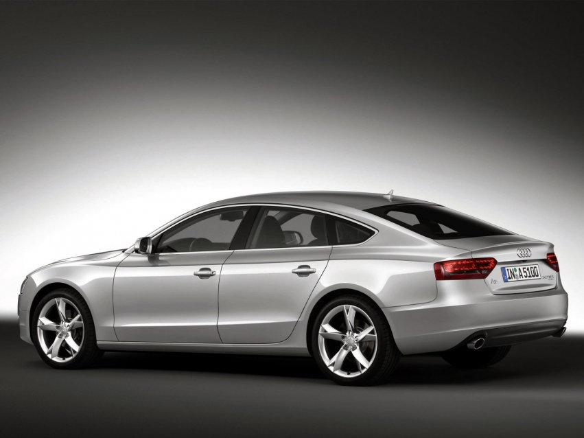 Авто обои Audi A5 Sportback Hatchback 2009